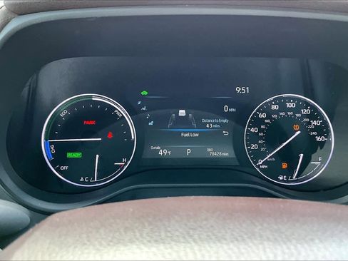 Used 2022 Toyota Sienna Platinum image 26