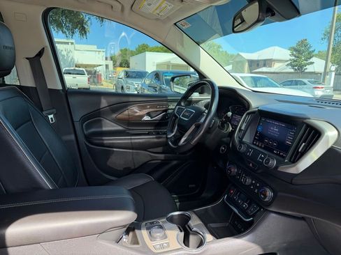 Used 2019 GMC Terrain Denali w/ Comfort Package FWD image 29
