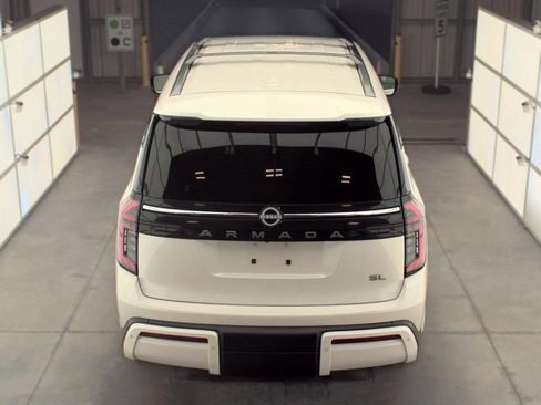 Used 2025 Nissan Armada SL RWD image 13