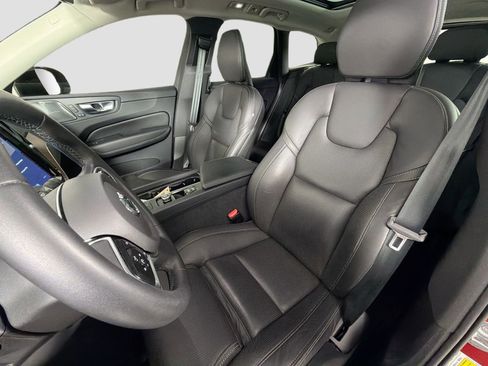 Certified 2023 Volvo XC60 B5 Ultimate image 22