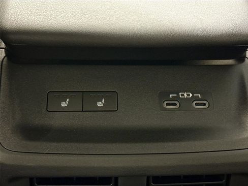 Certified 2026 Toyota bZ image 38