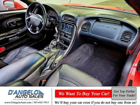 Used 2003 Chevrolet Corvette Coupe w/ Preferred Equipment Group image 2