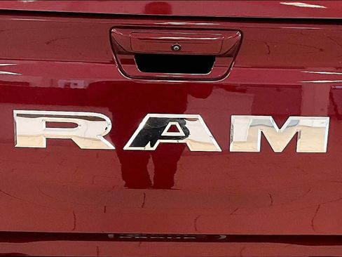 Used 2025 RAM 1500 Laramie w/ Laramie Southwest Edition AWD/4WD image 9