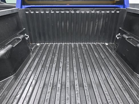 Used 2025 Toyota Tacoma SR5 w/ SR5 Upgrade Package AWD/4WD image 16