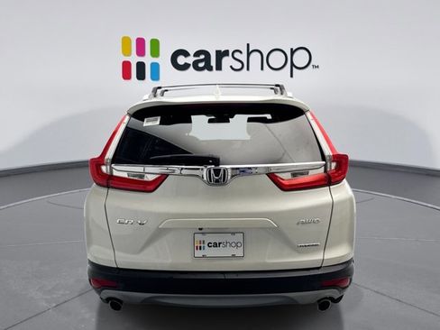 Used 2018 Honda CR-V Touring image 4