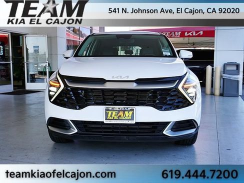 Certified 2024 Kia Sportage EX FWD image 4