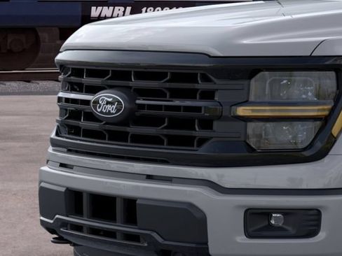 New 2026 Ford F150 XLT w/ FX4 Off-Road Package AWD/4WD image 17