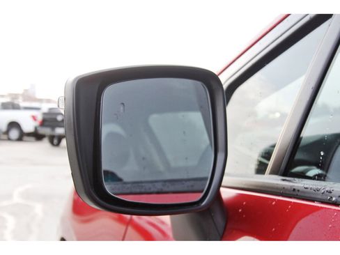 Certified 2025 Nissan Versa SR w/ Trunk Package image 24