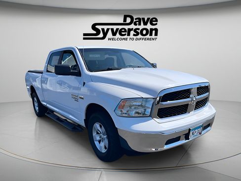 Used 2021 RAM 1500 Classic SLT AWD/4WD image 3