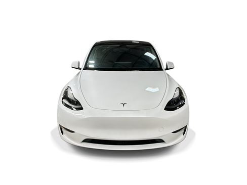 Certified 2022 Tesla Model Y Long Range AWD/4WD image 2