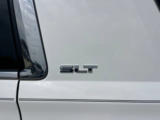 Used 2020 GMC Yukon XL SLT w/ Open Road Package RWD image 4