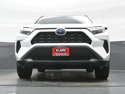 Used 2022 Toyota RAV4 XLE AWD/4WD image 27