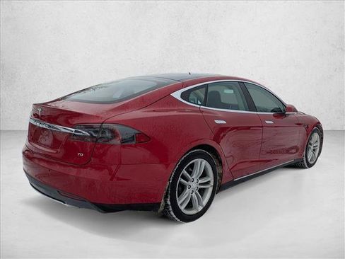 Used 2015 Tesla Model S 70 image 5