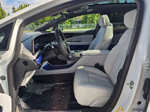 New 2026 Cadillac Optiq Luxury 2 AWD/4WD image 20