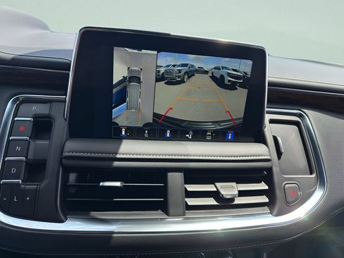 Used 2023 Chevrolet Tahoe Premier w/ Premium Package 2 AWD/4WD image 28