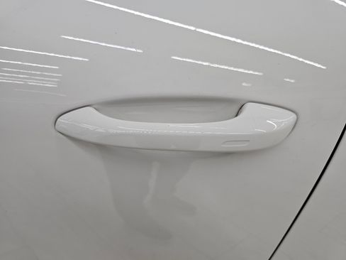 Used 2020 Porsche Cayenne E-Hybrid image 13