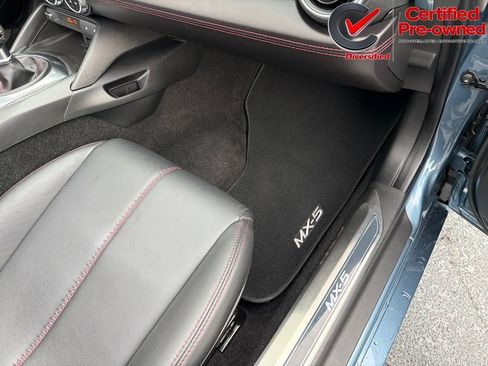 Used 2017 MAZDA MX-5 Miata RF Grand Touring RWD image 24
