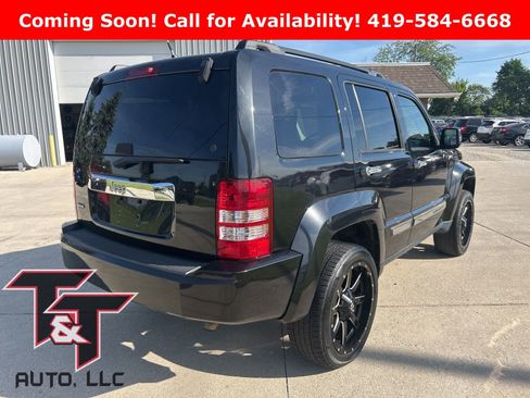 Used 2012 Jeep Liberty Sport w/ Popular Equipment Group RWD image 4