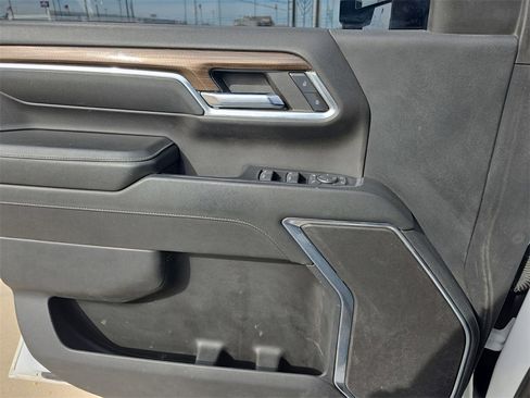 Used 2024 Chevrolet Silverado 3500 LT w/ Convenience Package image 26