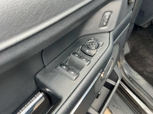 Used 2022 Ford Expedition XLT AWD/4WD image 19