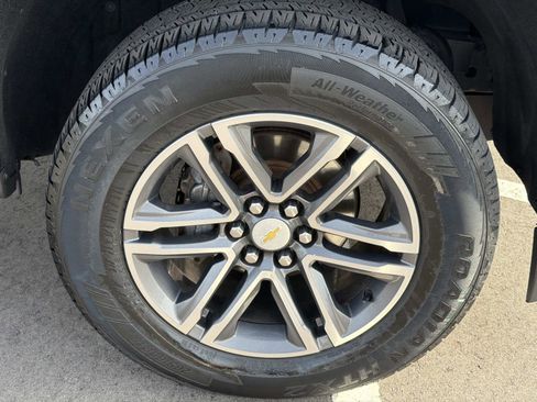 Certified 2019 Chevrolet Colorado W/T w/ Custom Special Edition AWD/4WD image 10