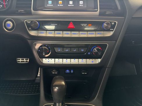 Used 2018 Hyundai Sonata Sport FWD image 18