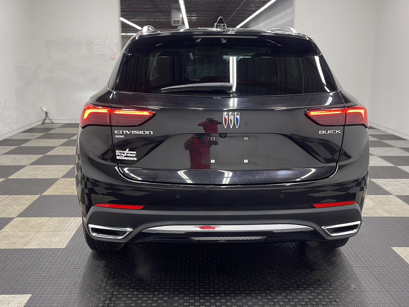 Used 2024 Buick Envision Preferred AWD/4WD image 17