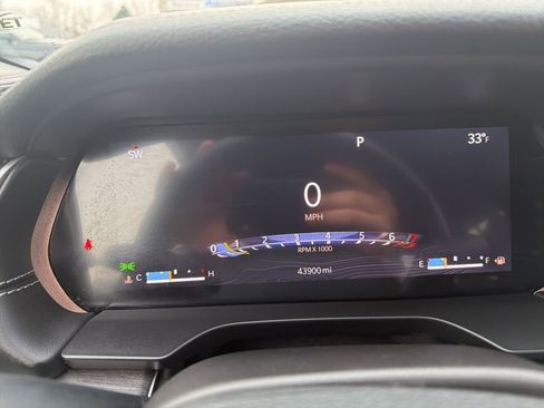 Used 2022 Jeep Grand Cherokee L Limited image 13