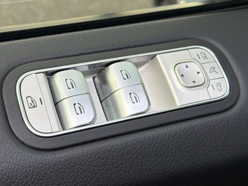 Certified 2022 Mercedes-Benz G 63 AMG 4MATIC image 12