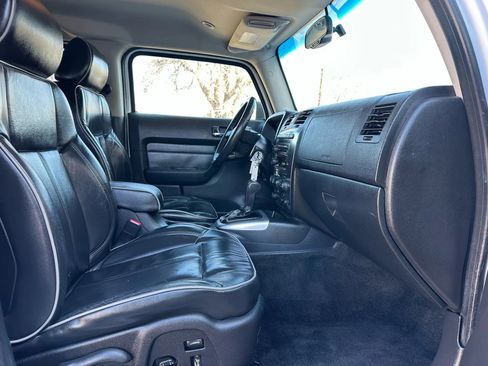 Used 2006 HUMMER H3 Luxury image 22