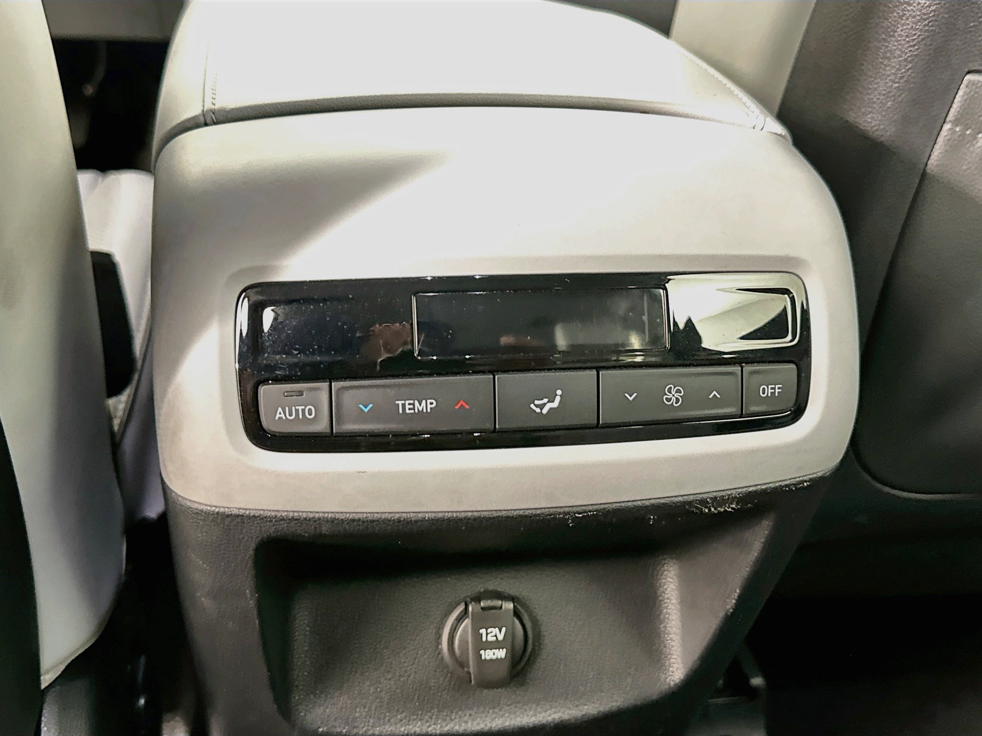 Used 2025 Hyundai Palisade SEL FWD image 27