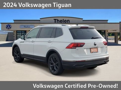 Used 2024 Volkswagen Tiguan SE AWD/4WD image 3