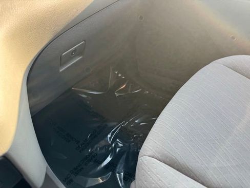 Certified 2017 Toyota Sienna LE image 22