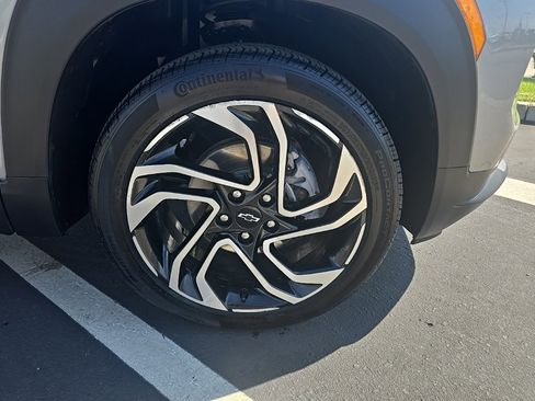 Used 2024 Chevrolet TrailBlazer RS w/ Convenience Package image 4