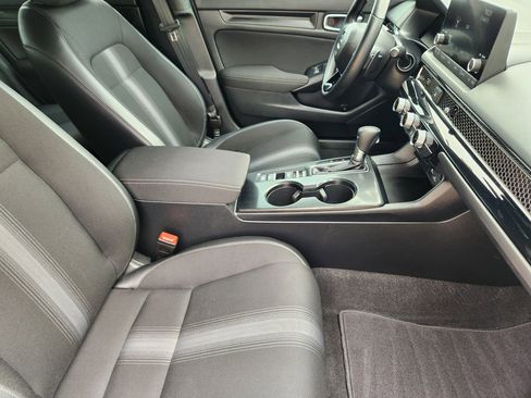 Used 2024 Honda Civic Sport image 13