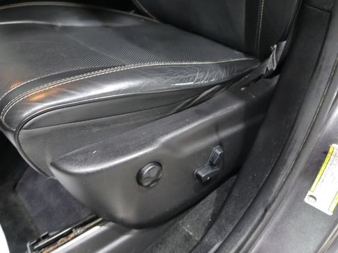 Used 2014 Jeep Grand Cherokee Overland AWD/4WD image 11