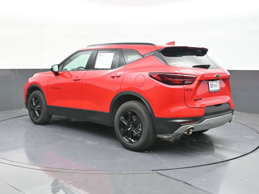 Used 2024 Chevrolet Blazer LT w/ Midnight/Sport Edition FWD image 7