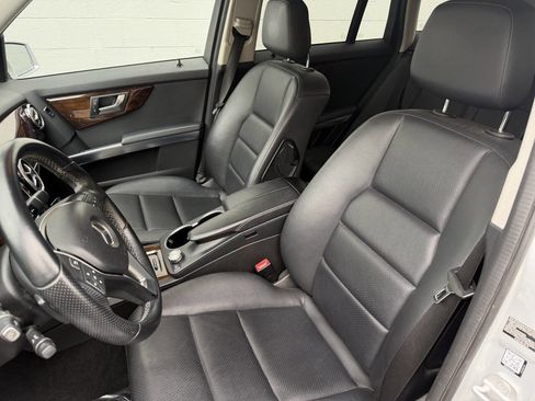 Used 2013 Mercedes-Benz GLK 350 4MATIC image 14