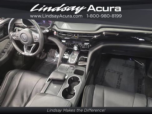 Used 2024 Acura MDX SH-AWD w/ Advance Package image 12