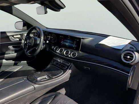 Used 2022 Mercedes-Benz E 350 4MATIC Sedan image 47