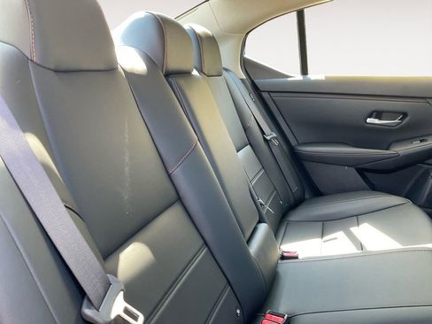 New 2025 Nissan Sentra SR w/ SR Premium Package image 31