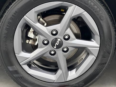 Used 2025 Kia K4 LXS image 55