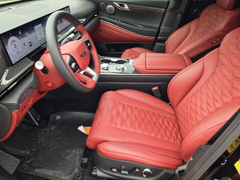 New 2026 Genesis GV80 3.5T e-SC image 8