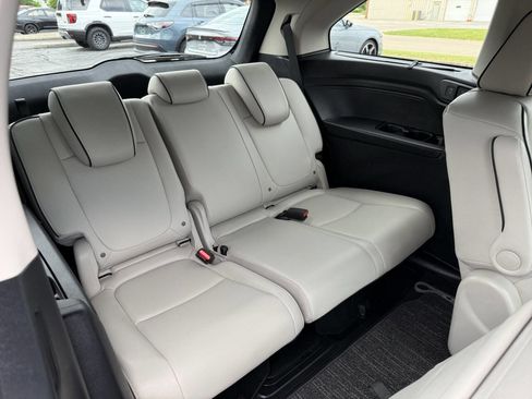 Used 2025 Honda Odyssey Touring image 23