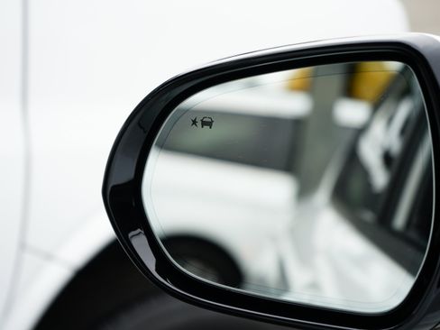 Used 2024 Buick Envista Avenir image 30