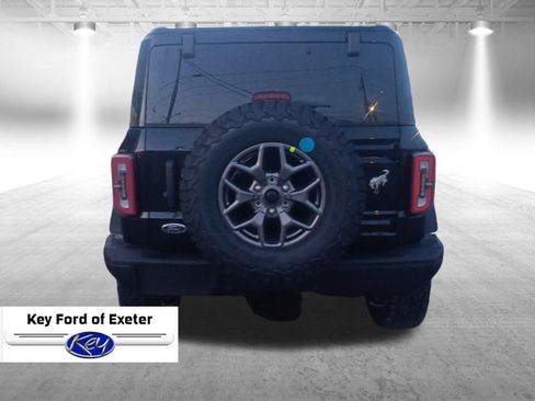 New 2025 Ford Bronco Badlands image 14