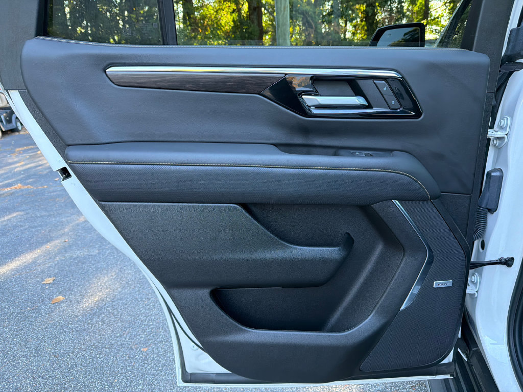 Used 2025 Chevrolet Tahoe Premier w/ Sun And Tow Package RWD image 22