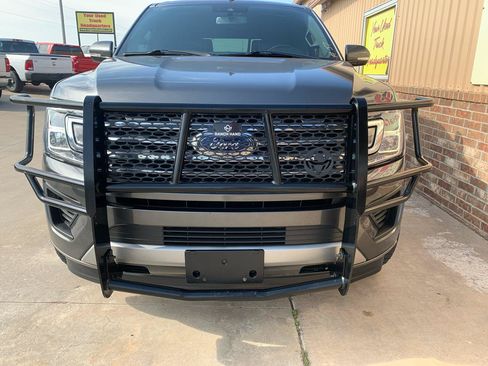 Used 2020 Ford Expedition XLT w/ Equipment Group 202A RWD image 7