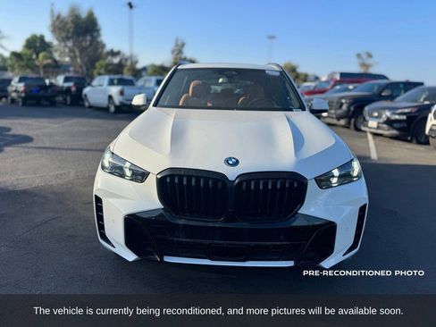 Used 2024 BMW X5 xDrive50e w/ M Sport Package AWD/4WD image 9