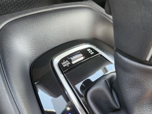 Used 2026 Toyota Corolla SE image 8